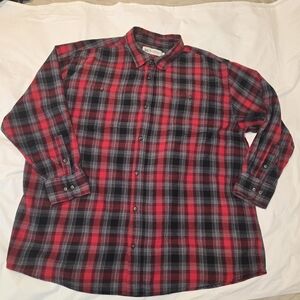 Men's Red and Black Plaid Button-Down Shirt - Casual Long Sleeve